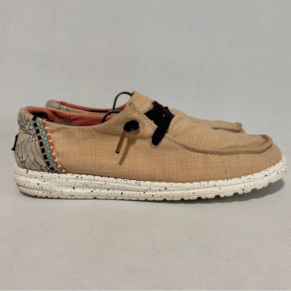 HEY DUDE Wendy shoes